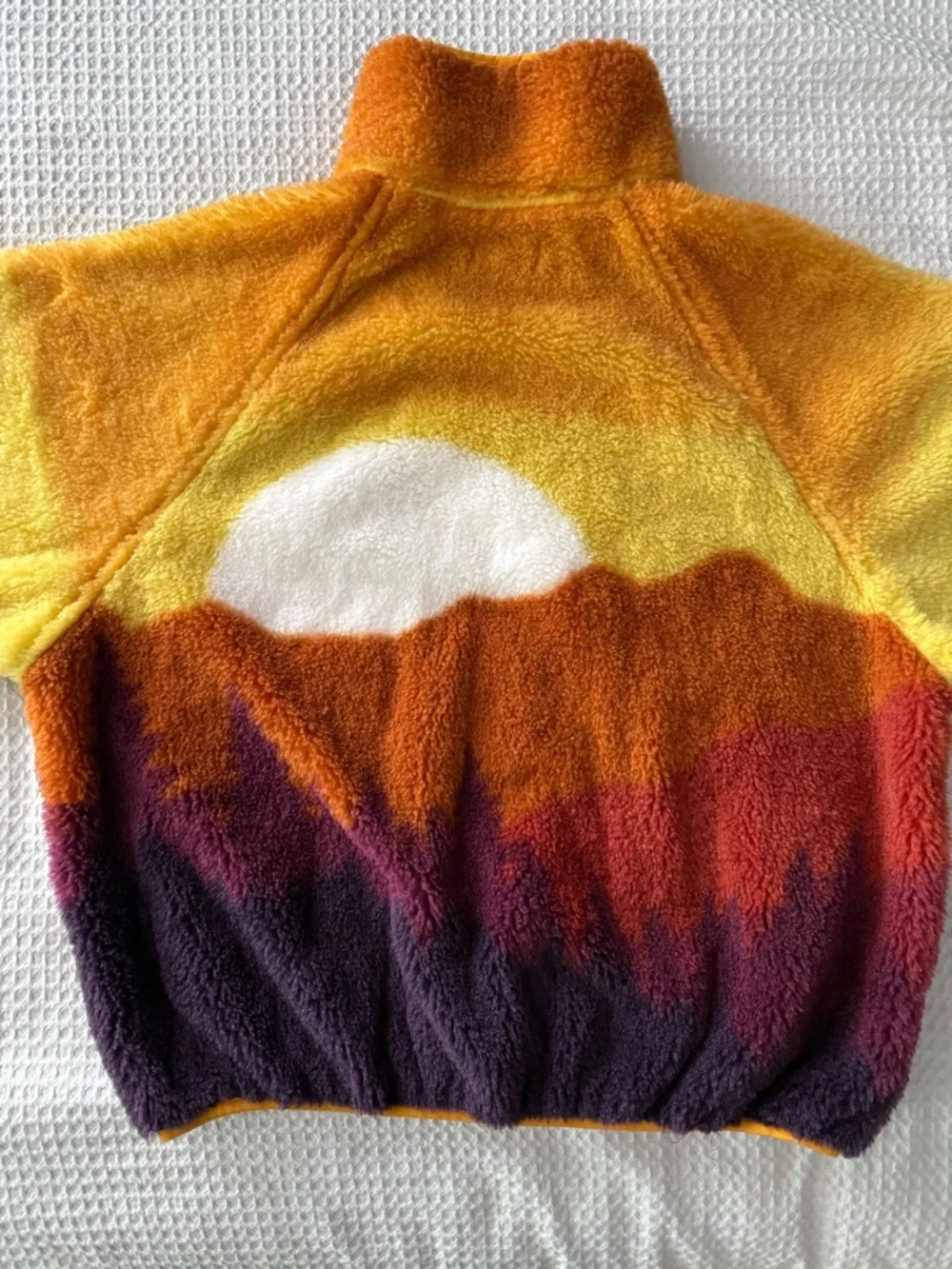 Rumored XS Sunset Ombre Sherpa Pullover. Yellow, Orange, Red, Purple. Never worn - Picture 5 of 5